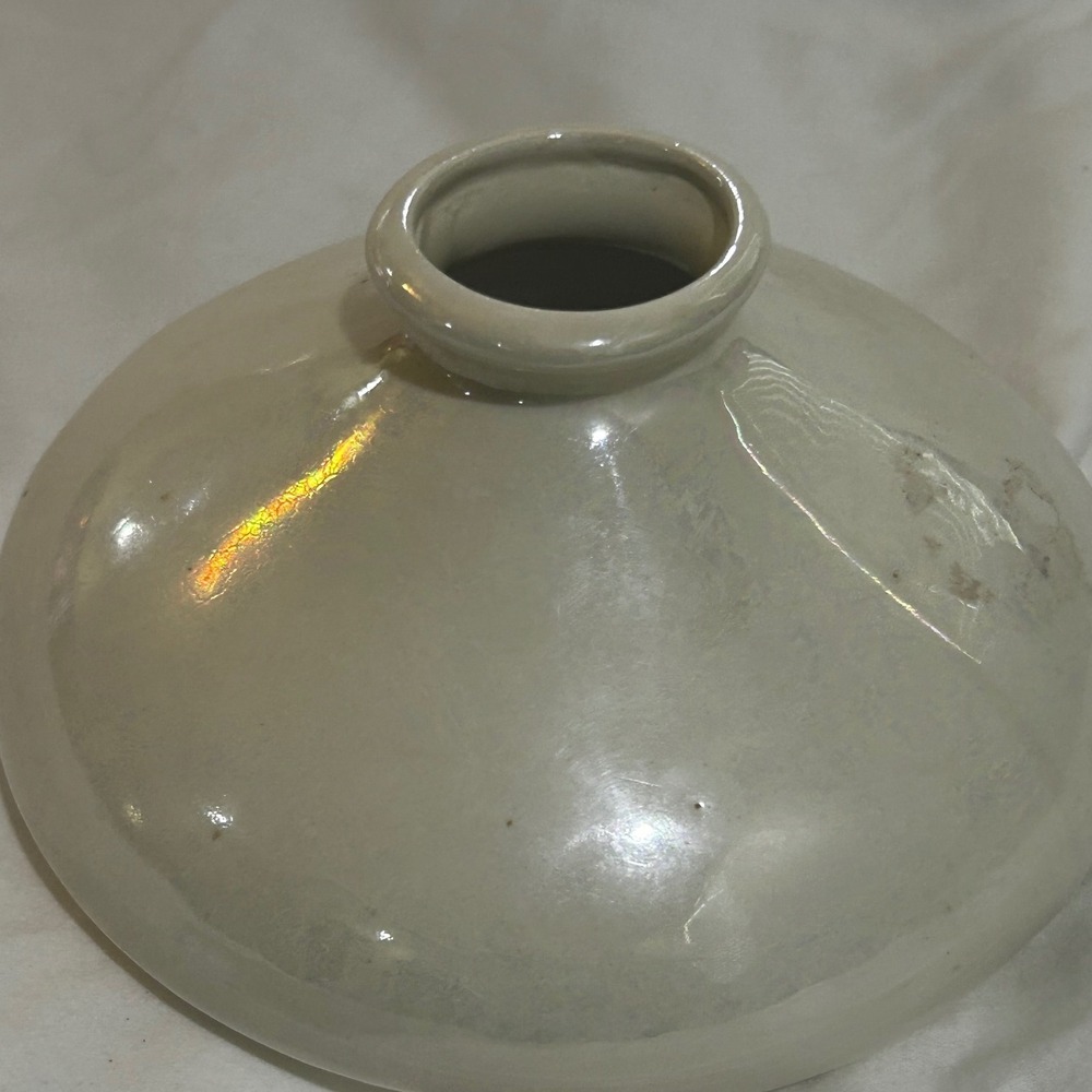 Tom Barton Signed Studio Pottery Iridescent White Squat Bud Vase 2002 Art Deco